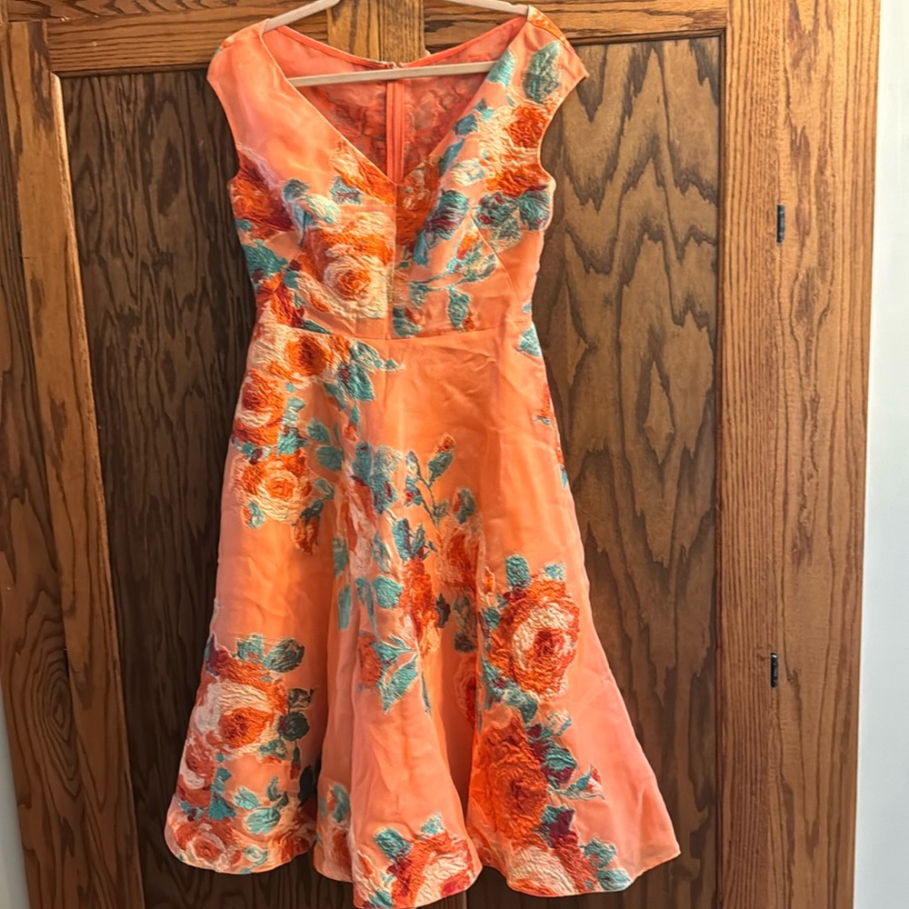 Lela Rose Coral Floral Off-Shoulder Midi Dress - Picture 2 of 11
